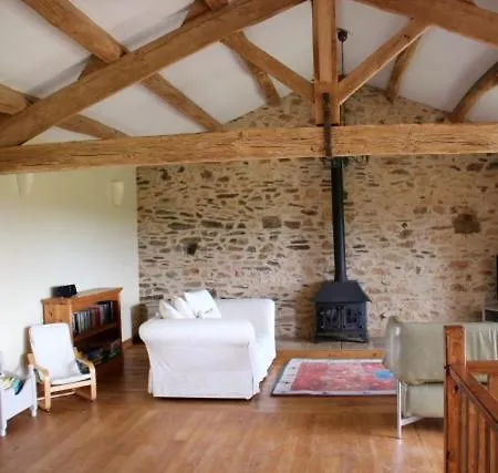 At Le Tilleul - Le Pommier Vakantiehuis Le Lindois