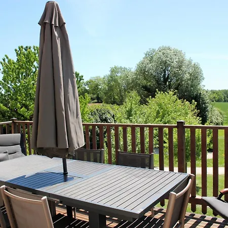 At Le Tilleul - Le Pommier Dom wakacyjny