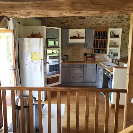 Vakantiehuis At Le Tilleul - Le Pommier Le Lindois