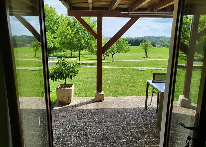 At Le Tilleul - Le Pommier * Le Lindois